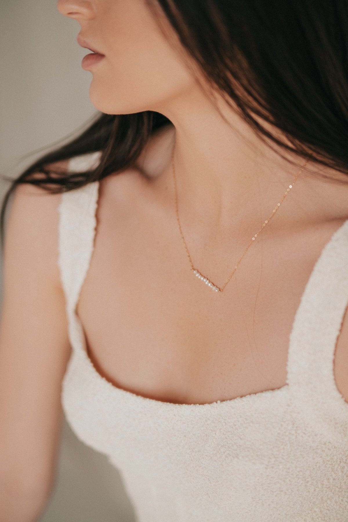 Pearl Bar Necklace, detail